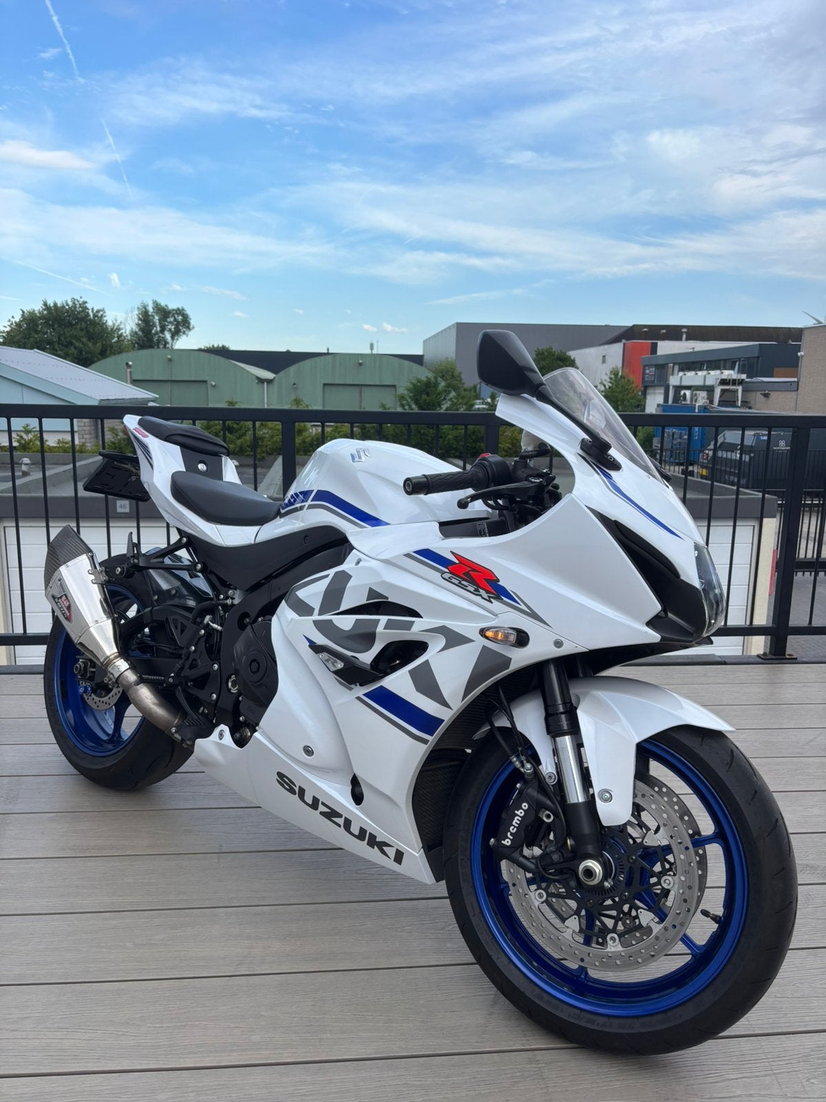 Suzuki GSX-R1000 White Pearl | 2021 | 202 PK | 17.221 km, Motoren, Motoren | Suzuki, Super Sport, Particulier, Sportuitlaat