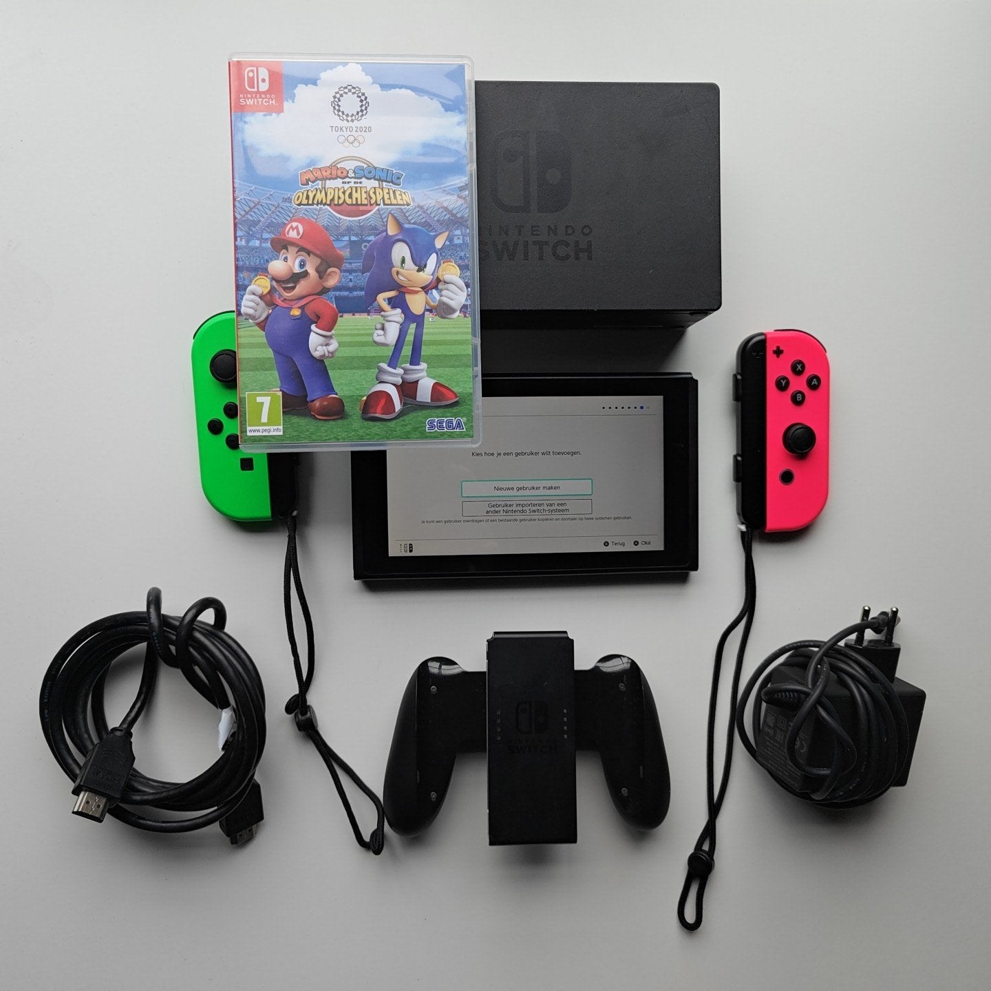 Nintendo Switch compleet + Joy Cons + Dock + Mario spel, Spelcomputers en Games, Met games, Met 2 controllers, Ophalen of Verzenden