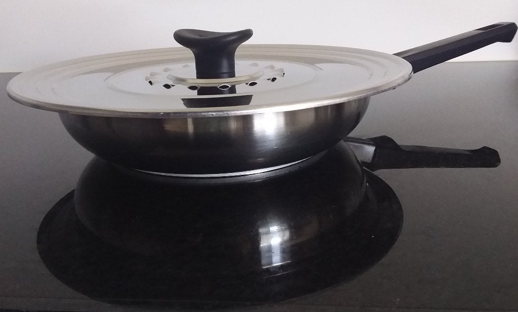 RVS koekenpan 24 cm met spatdeksel, Ophalen, Gebruikt, Rvs, Koekenpan