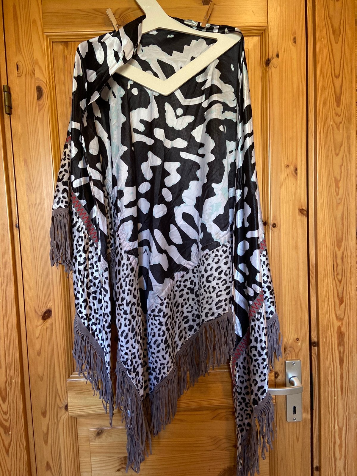 Sjaal panter zebra LLO 240 lang en 110 in de punt franje, Kleding | Heren, Ophalen of Verzenden, Zo goed als nieuw, Overige maten