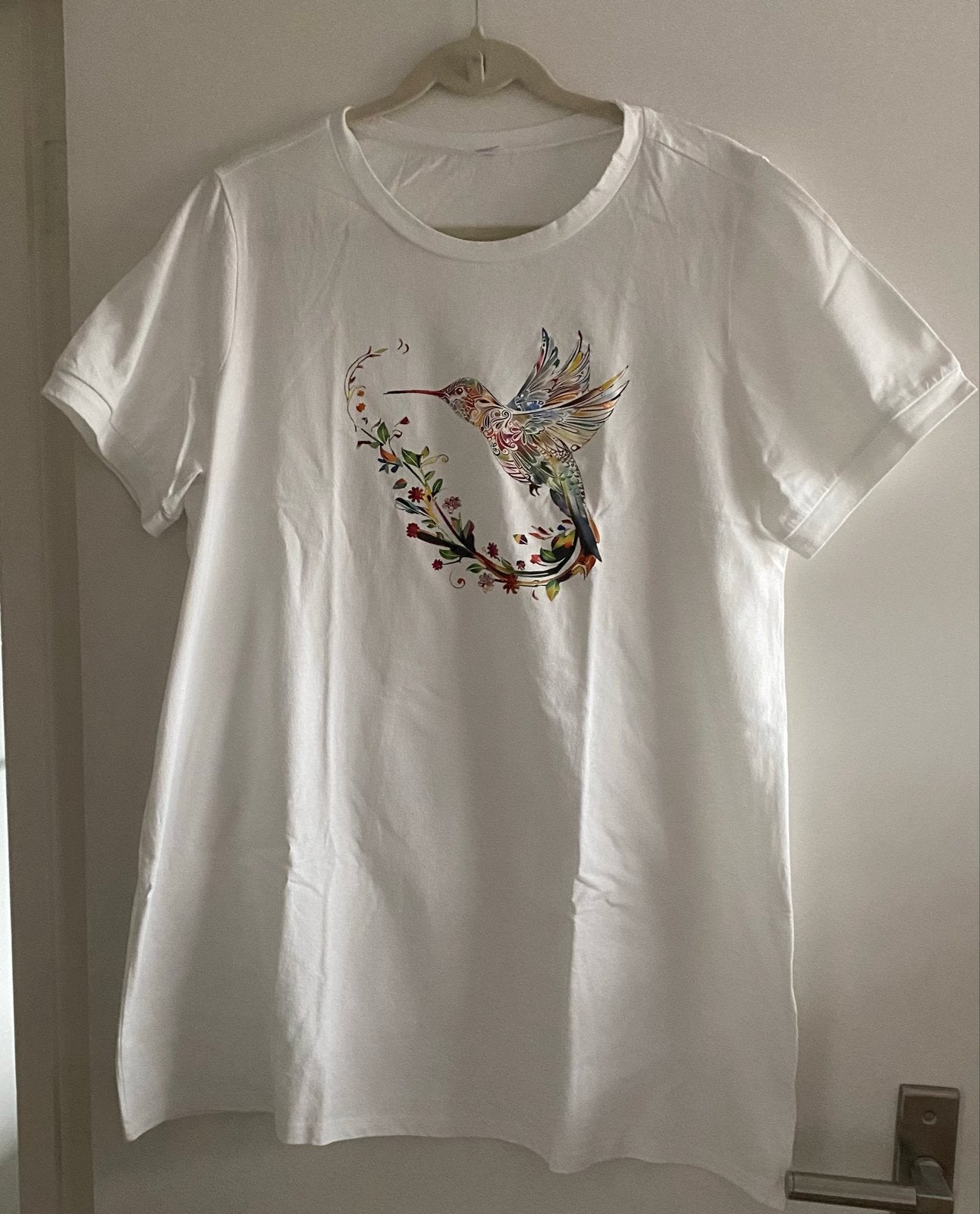 Wit T-shirt met kleurrijke kolibrie print, Kleding | Dames, Wit, Maat 42/44 (L), Ophalen of Verzenden, Zo goed als nieuw
