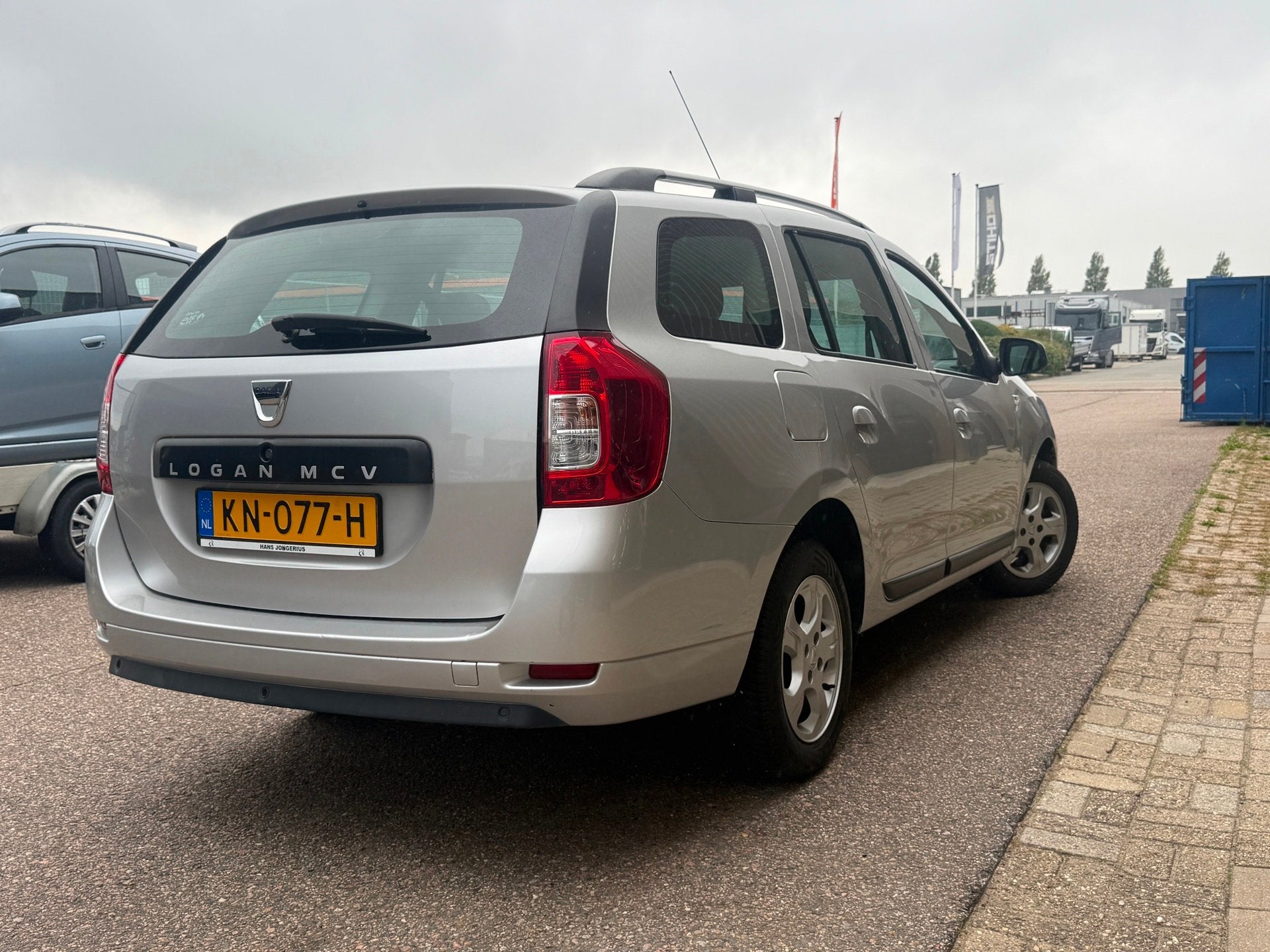 Foto 2 van Dacia Logan MCV 0.9 TCe S&S Prestige Leer Navi