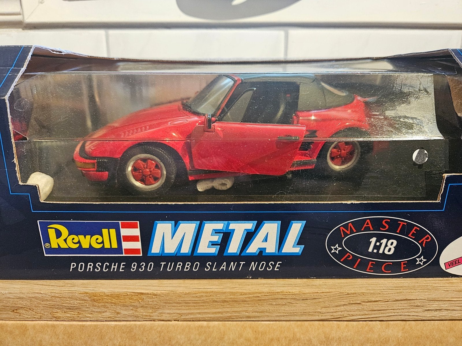Revell Porsche 930 Turbo Slant Nose in OVP, Ophalen of Verzenden, Zo goed als nieuw, Revell