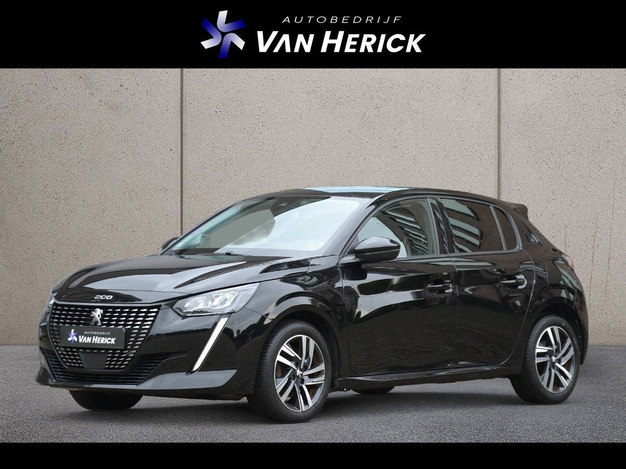 Peugeot 208 1.2 PureTech Allure Pack Automaat | Cruise | App, Gebruikt, Zwart, Wit, 19 km/l