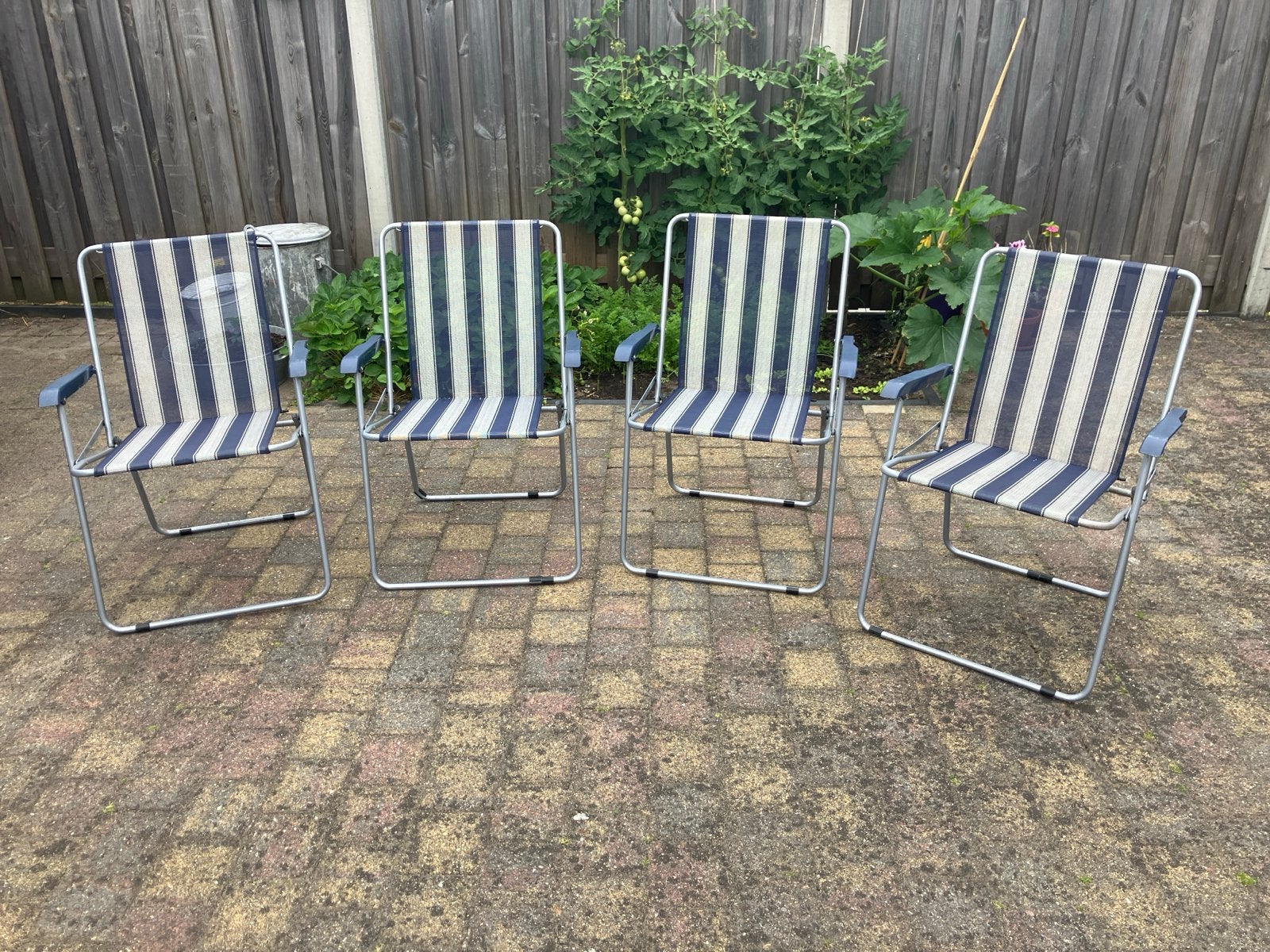 Set van 4 Camping Klapstoelen - Blauw/Wit Gestreept, Ophalen, Gebruikt, Campingstoel
