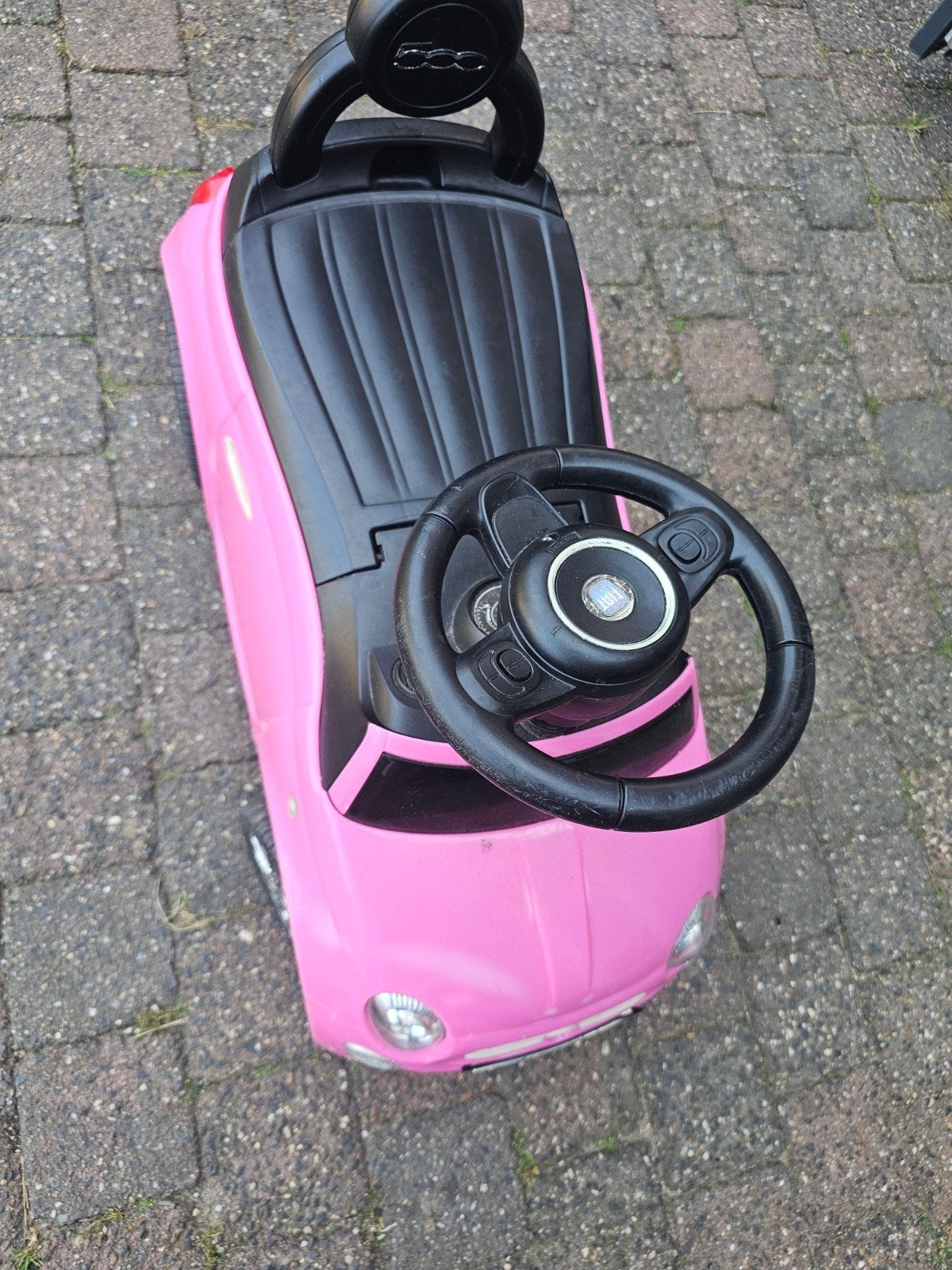 Roze Fiat 500 loopauto met duwstang, Ophalen, Gebruikt, Loopvoertuig