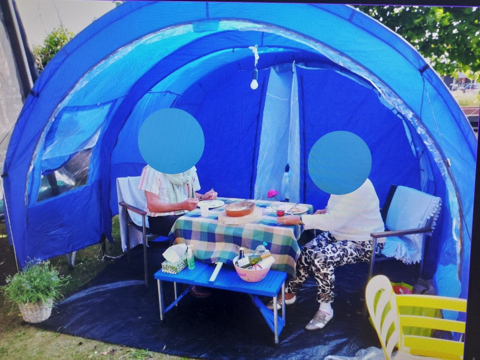 KOOP OF HUUR: Ruime Tent met 2 cabines, grondzeil, etc, Ophalen