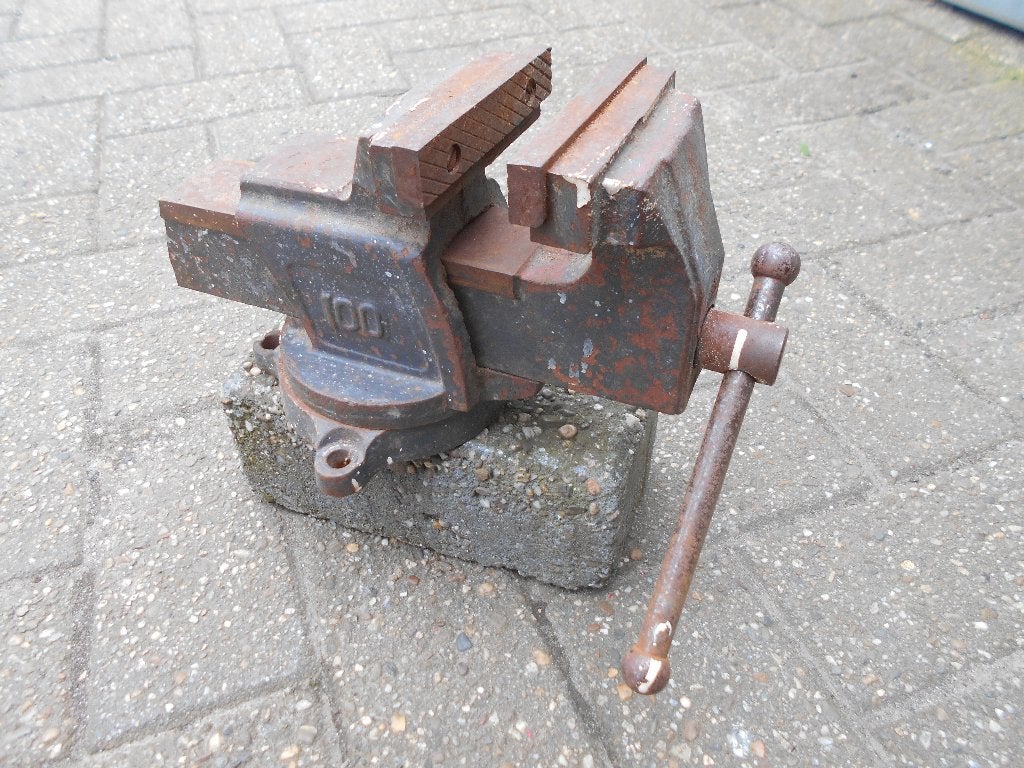 bankschroef, Ophalen of Verzenden, Gebruikt, Minder dan 70 cm, Bankschroef