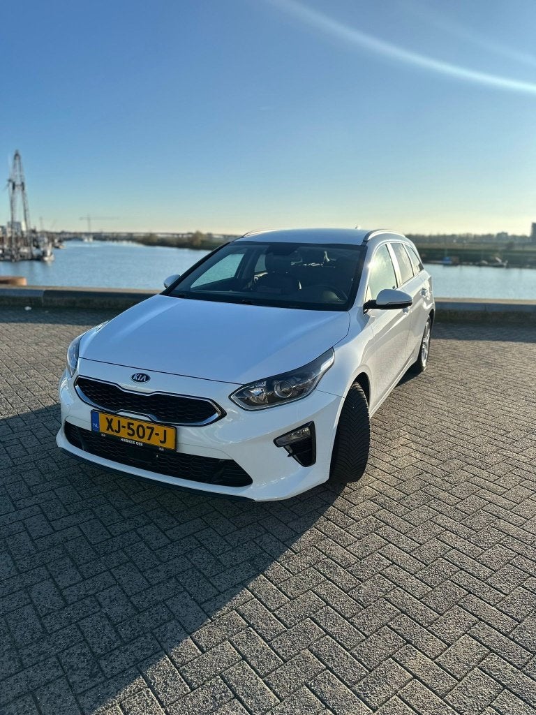 Kia Ceed 1.0 T-gdi 120pk 2019 Wit, Auto's, Voorwielaandrijving, Stof, Zwart, Wit