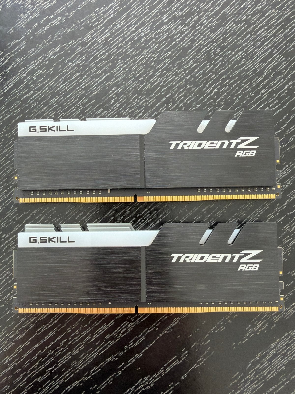 G.Skill Trident Z RGB 16GB (2x8GB) DDR4-3600 RAM CL16, DDR4, Ophalen of Verzenden, Zo goed als nieuw, Desktop