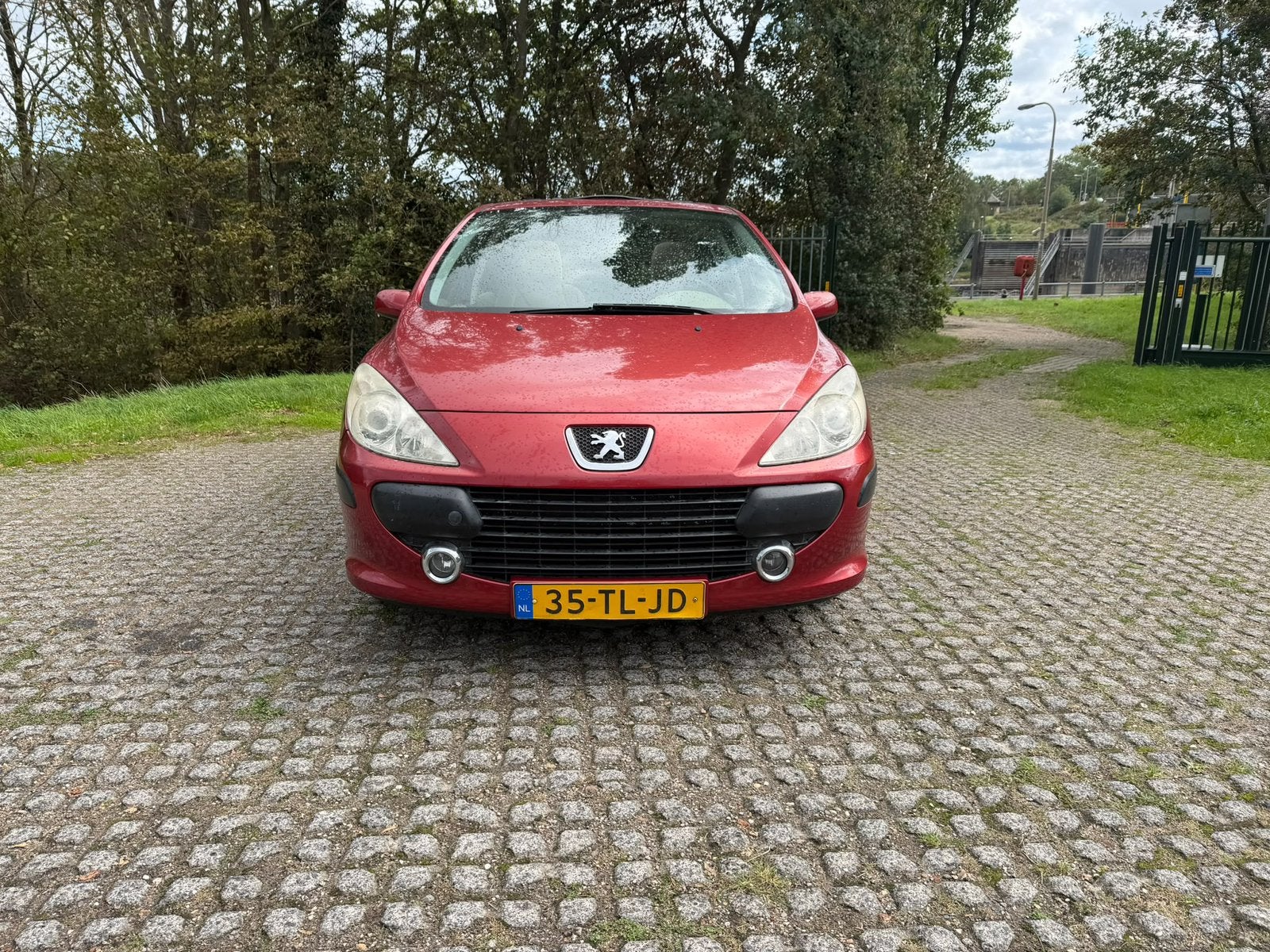 Peugeot 307 1.6 16V  DAKJE APK TOT 12 mei 2027, Auto's, Voorwielaandrijving, 4 cilinders, 635 kg, Handgeschakeld