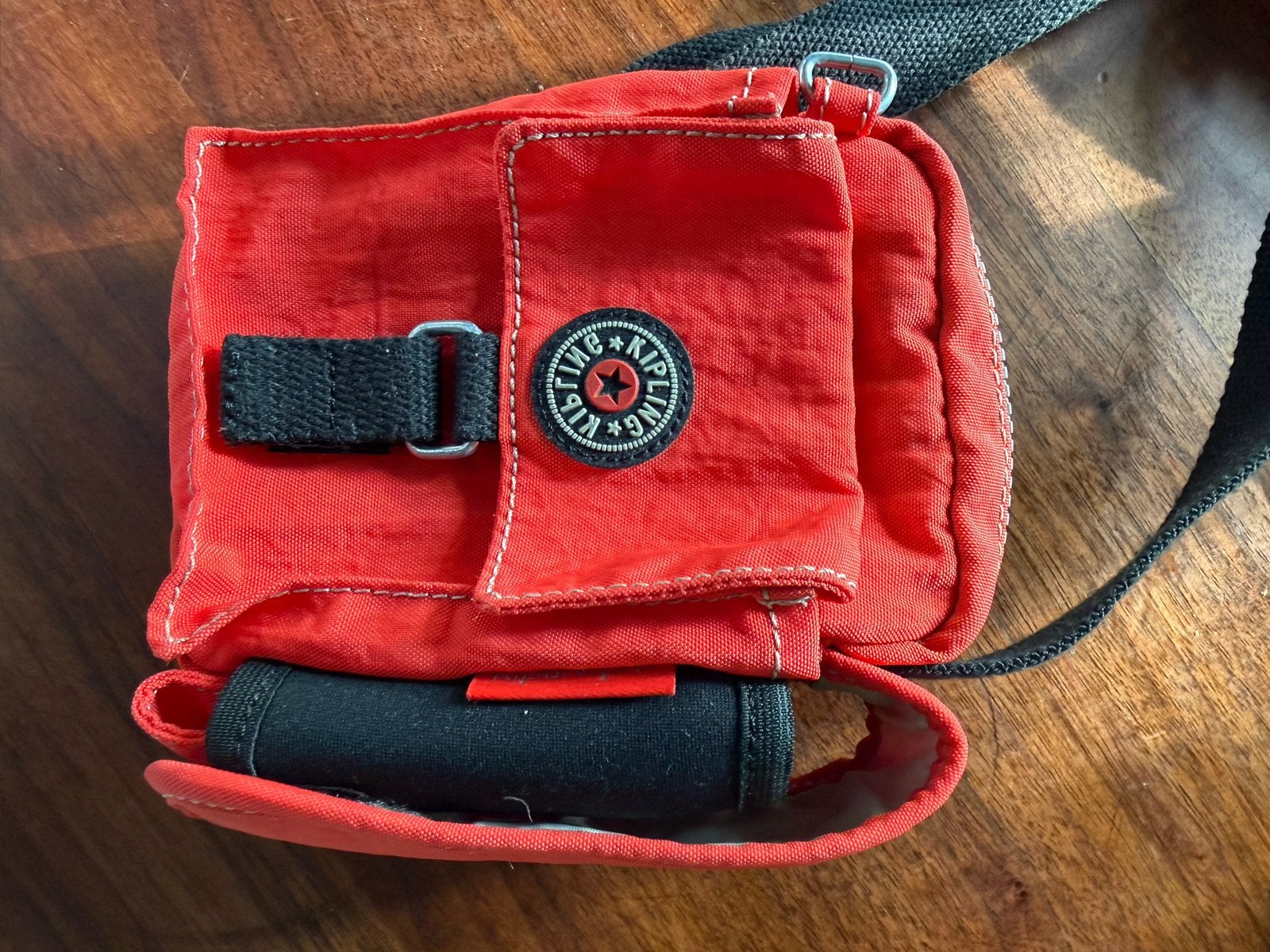 Kipling tasje rood - Handig en compact, Ophalen of Verzenden, Gebruikt, Rood, Schoudertasje