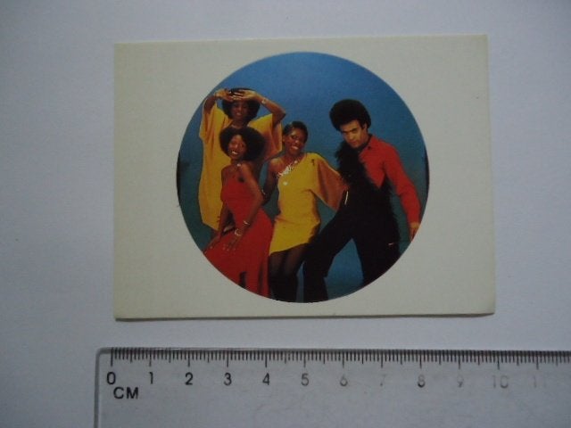 sticker oud BONEY M popmuziek band jaren 70 seventies, Verzamelen, Verzenden, Zo goed als nieuw, Bedrijf of Vereniging