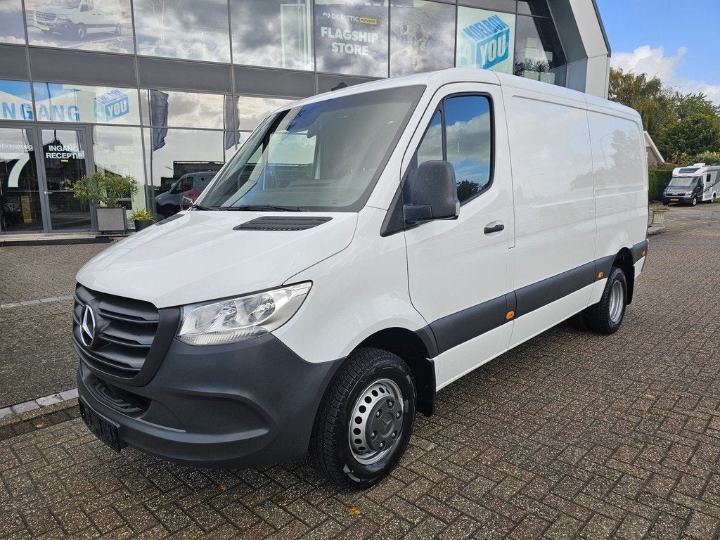 Mercedes-Benz Sprinter 517 CDI L2-H1 Handgeschakeld * Camera, Auto's, Bestelauto's, Zwart, Met garantie (alle), Wit, Bedrijf