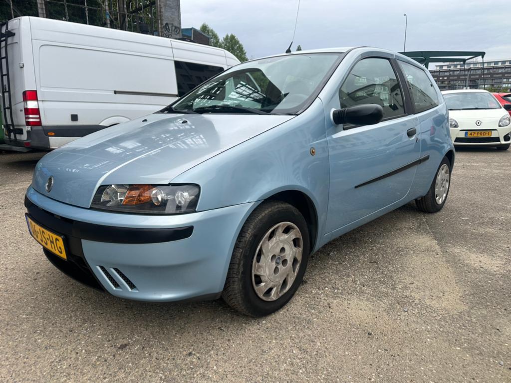 Fiat Punto 1.2 3DR 2002 Blauw, Auto's, Voorwielaandrijving, 1242 cc, 4 cilinders, Origineel Nederlands