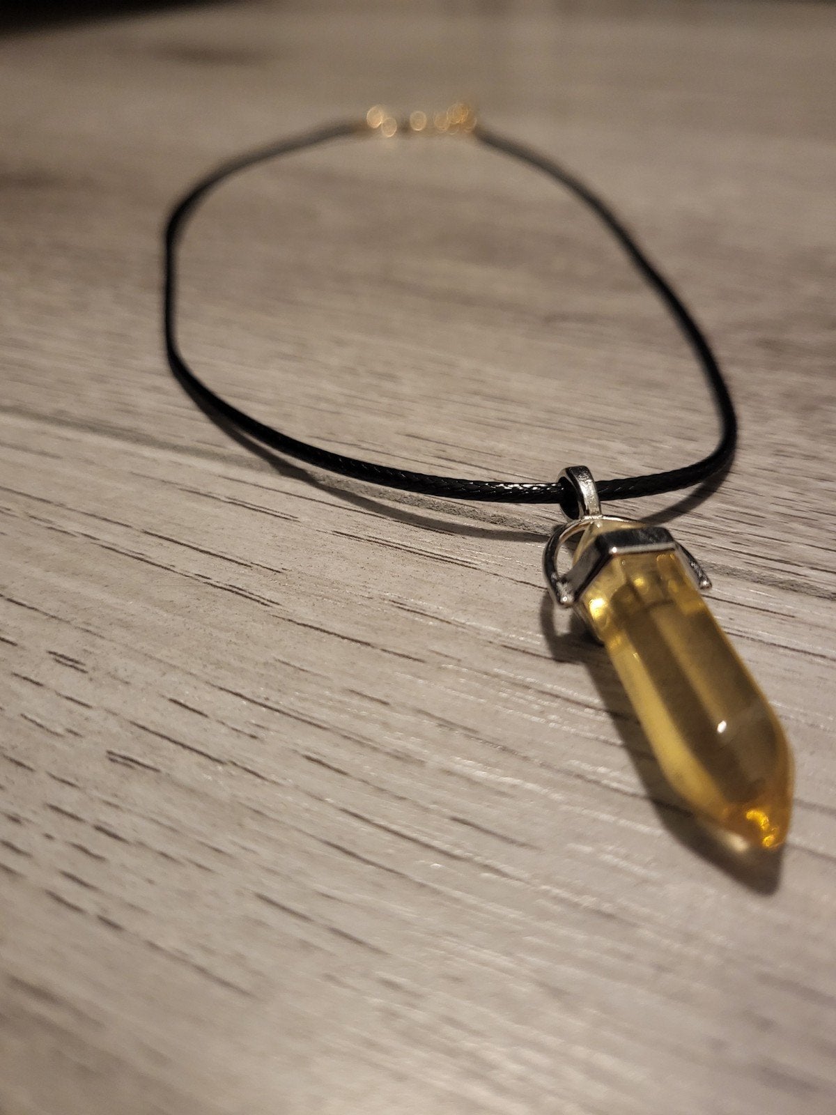 Nieuwe ketting met gele kristallen hanger, Overige materialen, Geel, Nieuw, Ophalen of Verzenden