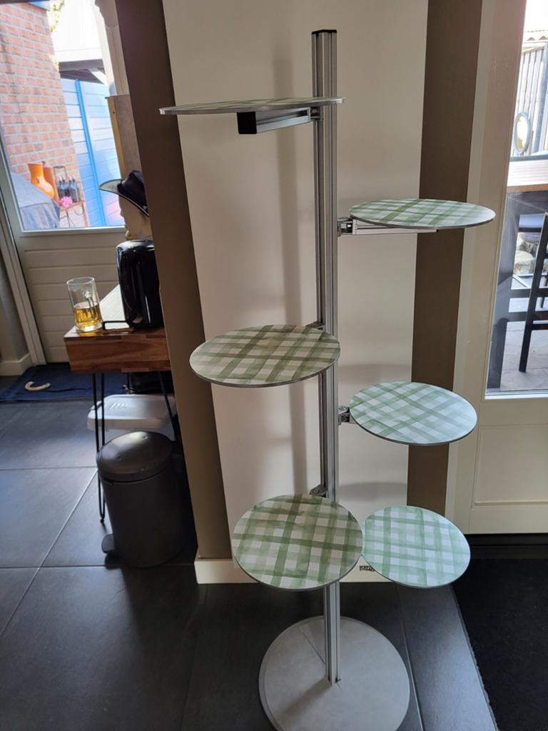 Etalage standaard..presentatie standaard Vandaag 20.00 €, Ophalen
