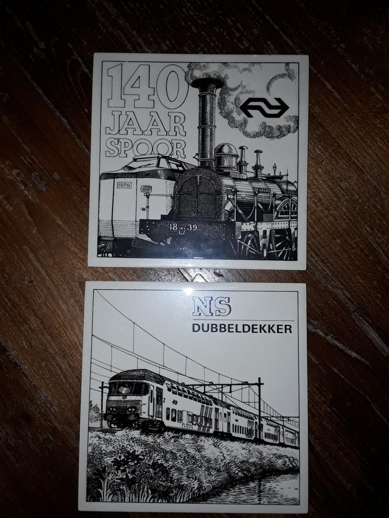 2 tegels NS 140 jaar spoor en Dubbeldekker, Ophalen of Verzenden, Trein, Overige typen