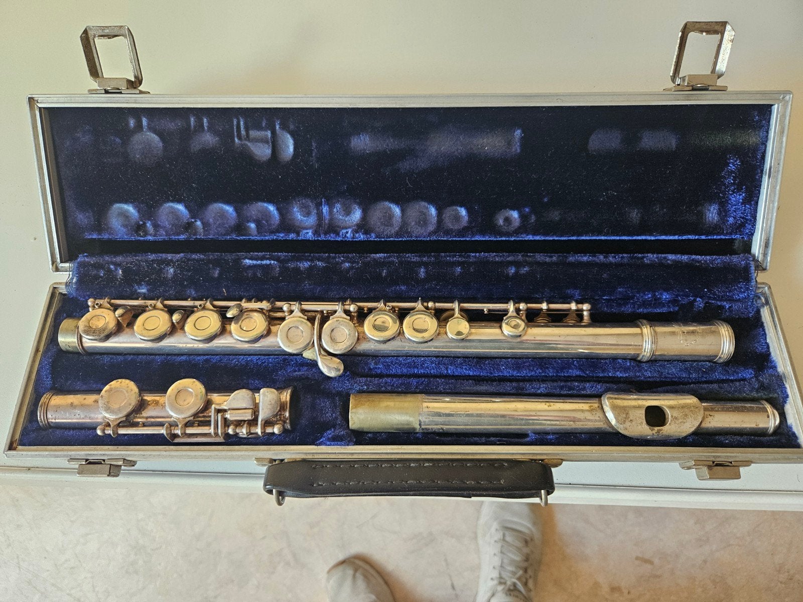 Oude Armstrong dwarsfluit met koffer, Muziek en Instrumenten, Blaasinstrumenten | Dwarsfluiten en Piccolo's, Ophalen of Verzenden