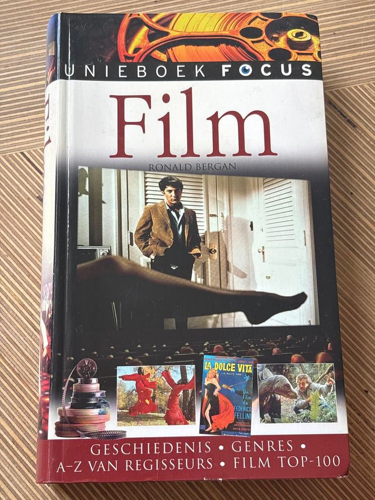 Unieboek Focus Film: Geschiedenis, Genres, Regisseurs, Top-1, Ophalen of Verzenden, Zo goed als nieuw, Vakgebied of Filmindustrie