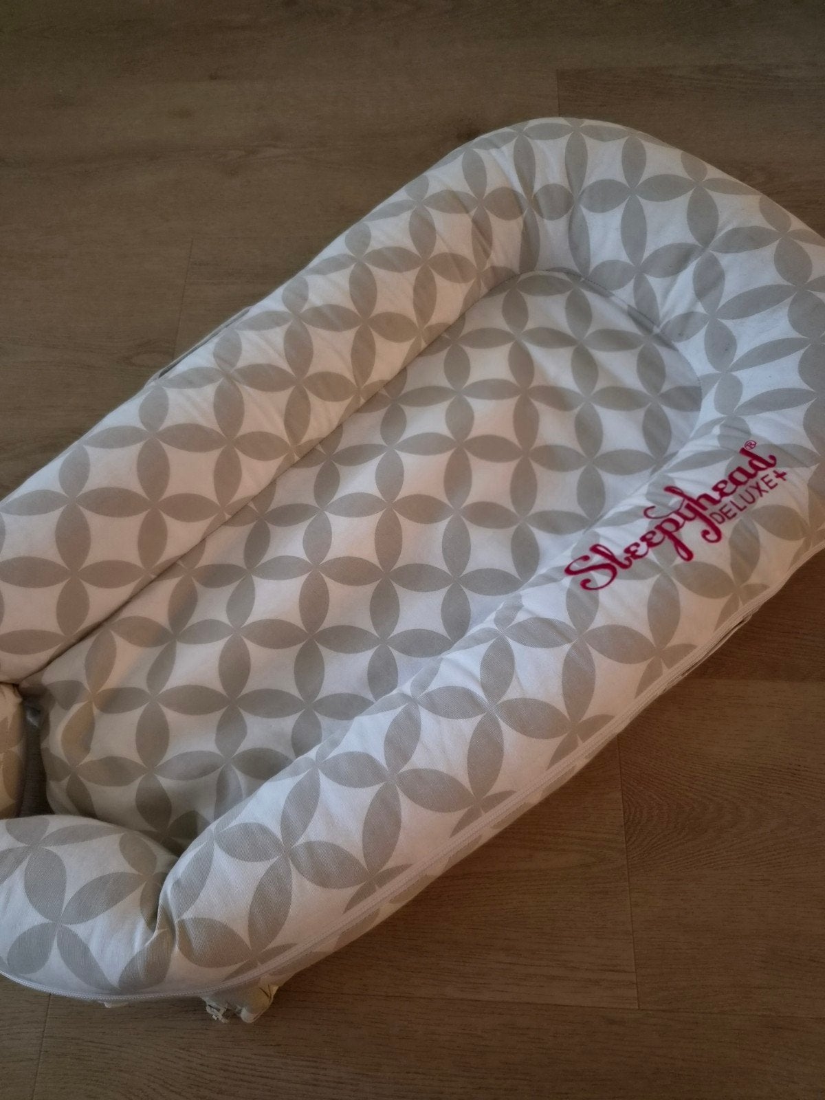 Sleepyhead Deluxe+ babynestje, Kinderen en Baby's, Babywiegjes en Ledikanten, Ophalen, Zo goed als nieuw, Overige typen