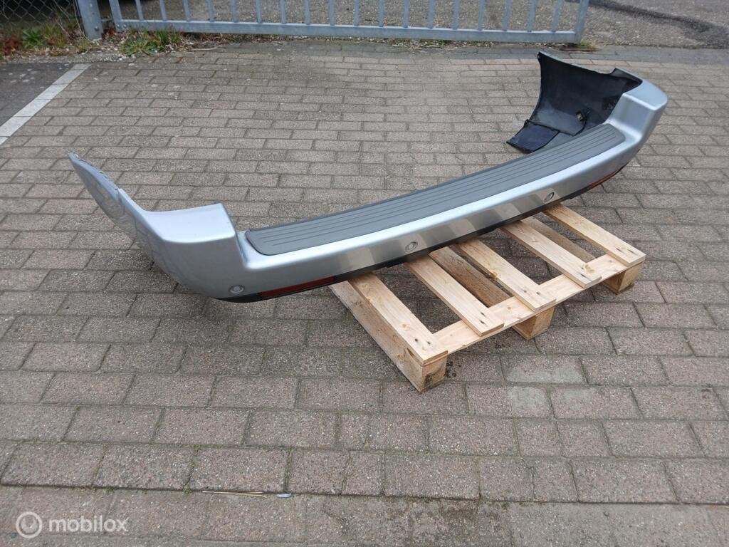 Achterbumper Range Rover L322 Vogue Zilver Grijs Bumper, Auto-onderdelen, Land Rover, Ophalen of Verzenden, Achter