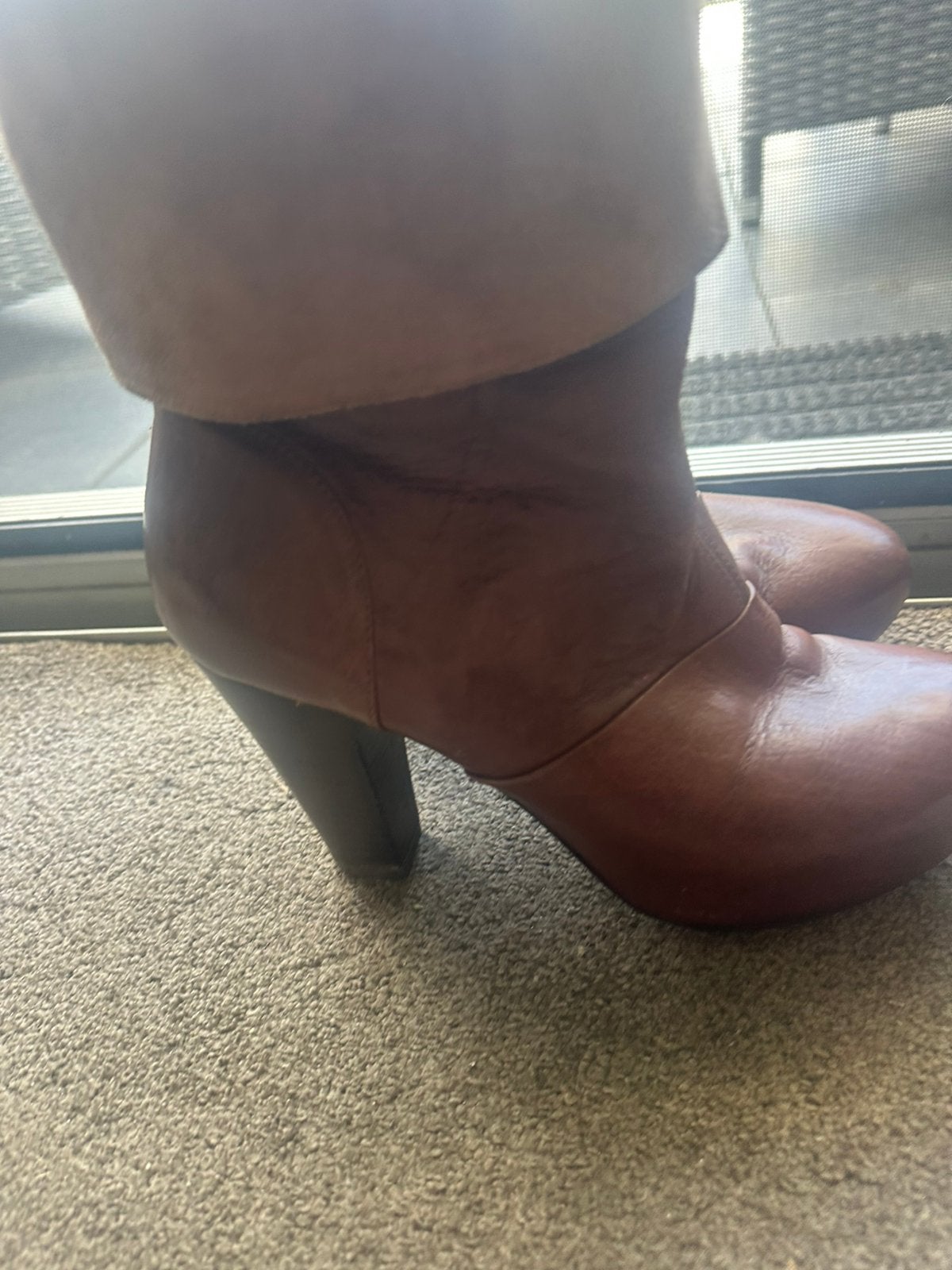 Prachtige korte laarsjes 39, Kleding | Dames, Schoenen, Ophalen of Verzenden, Zo goed als nieuw, Zwart