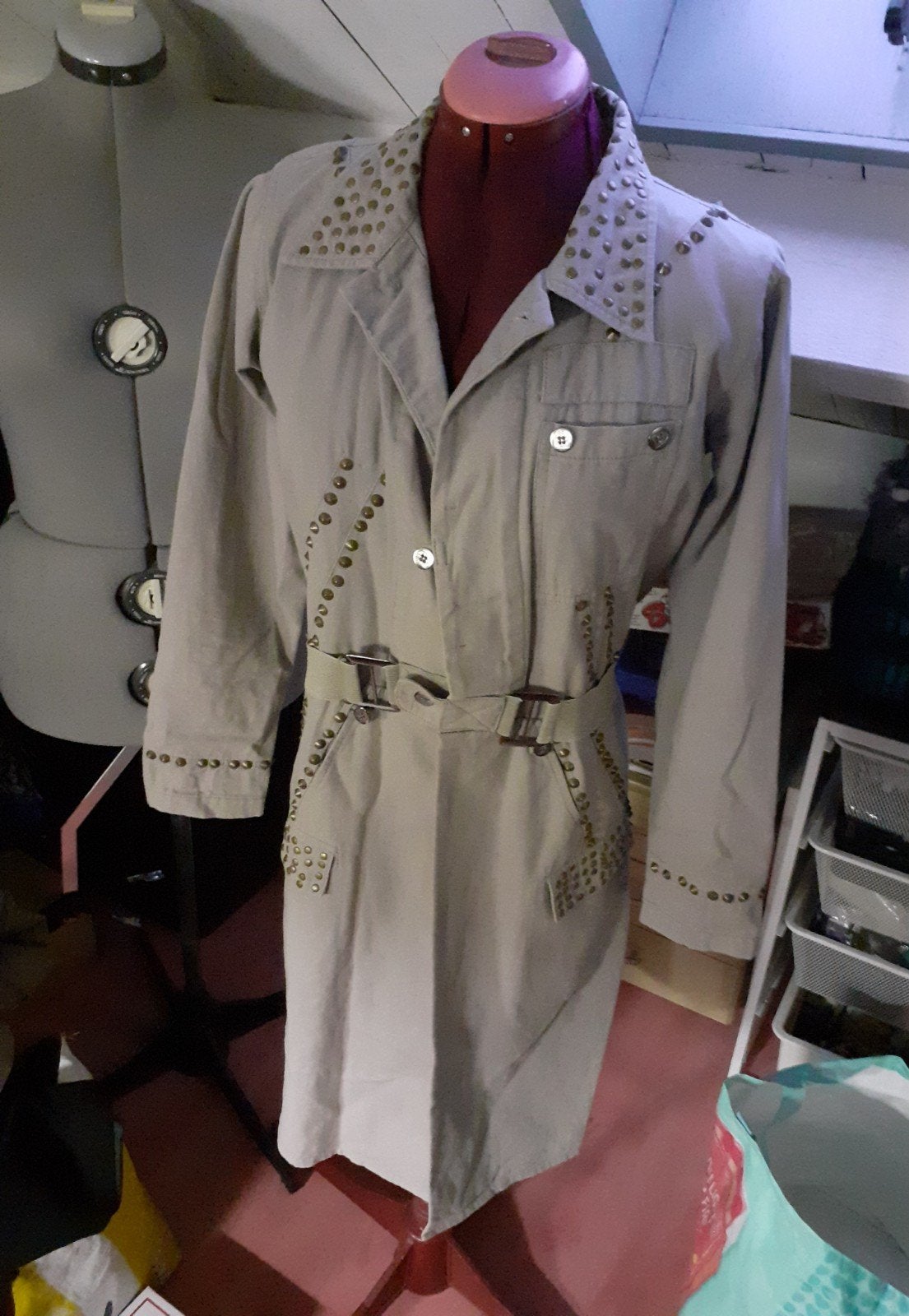 jas/jurk maat M met studs, Ophalen, Zo goed als nieuw, Zwart