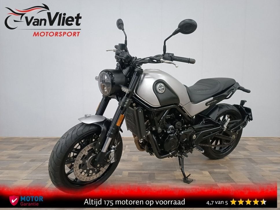 Schitterende Benelli Leoncino 500 bj 2020 ook voor 35kw rijb, Motoren, 2 cilinders, Motorrijbewijs A, Bedrijf, Onbekend