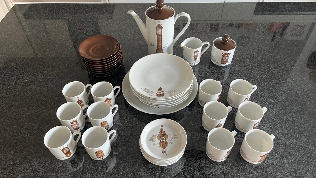 Mooi klokken servies porselein, Huis en Inrichting, Klassiek, Ophalen of Verzenden, Zo goed als nieuw, Porselein