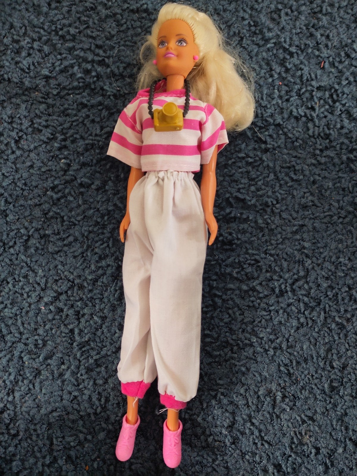 Sindy Hasbro, Ophalen of Verzenden, Gebruikt, Pop