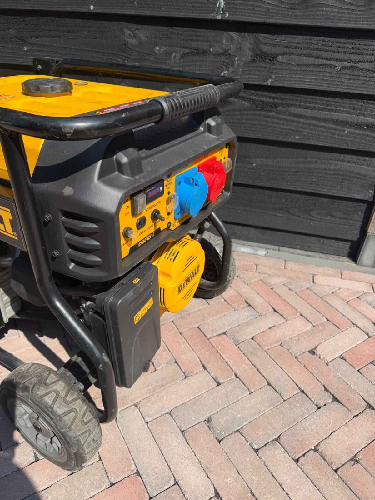 Dewalt generator l aggregaat l Noodstroom l nooit gebruikt, Ophalen of Verzenden, Zo goed als nieuw, Dieselolie