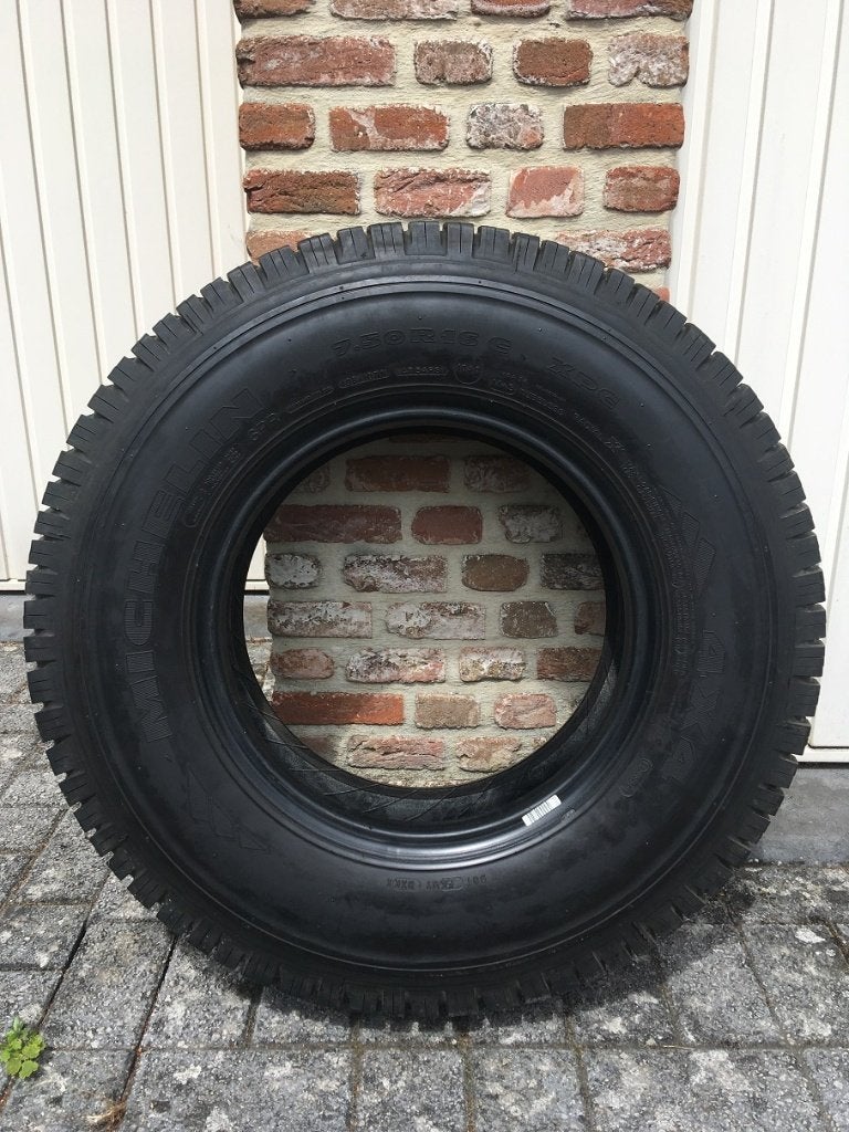 LAND ROVER Defender – Terreinbanden MICHELIN XPC - GOODYEAR, Ophalen, Overige, 16 inch, Banden en Velgen