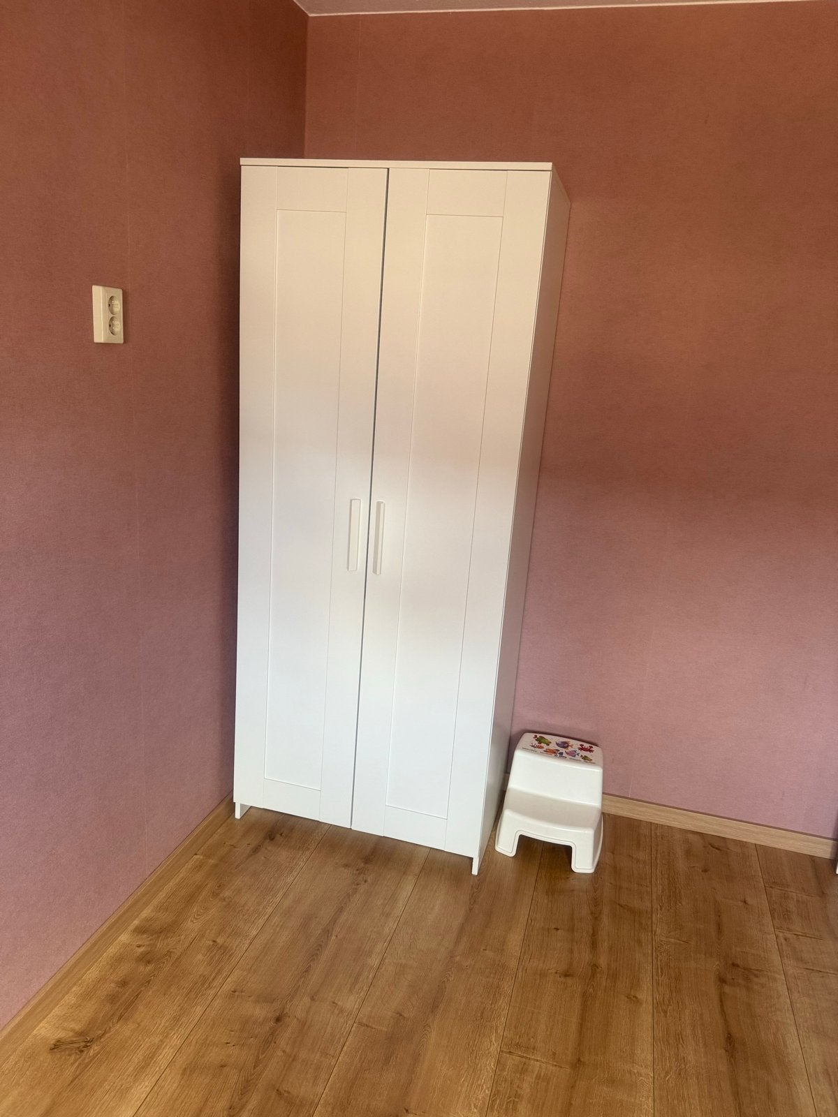 Witte Garderobekast in goede staat - 78cm breed, Gebruikt, 150 tot 200 cm, Overige houtsoorten, 50 tot 100 cm