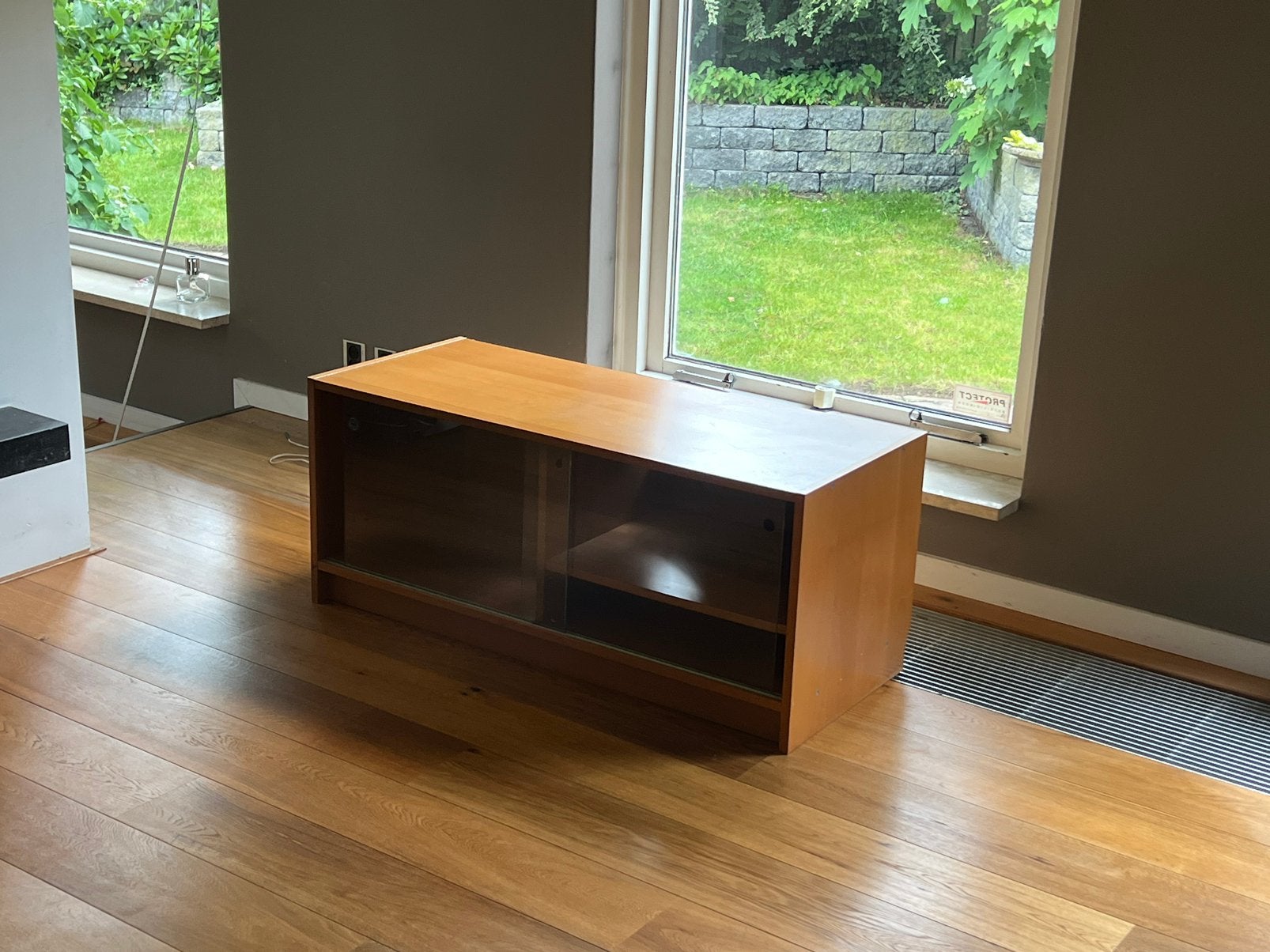 TV meubel, Huis en Inrichting, Kasten | Televisiemeubels, Zo goed als nieuw, Minder dan 100 cm, 25 tot 50 cm, Ophalen