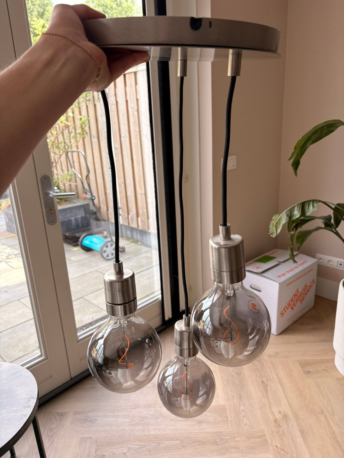 Plafondlamp met drie lampen Ikea, Ophalen, Zo goed als nieuw