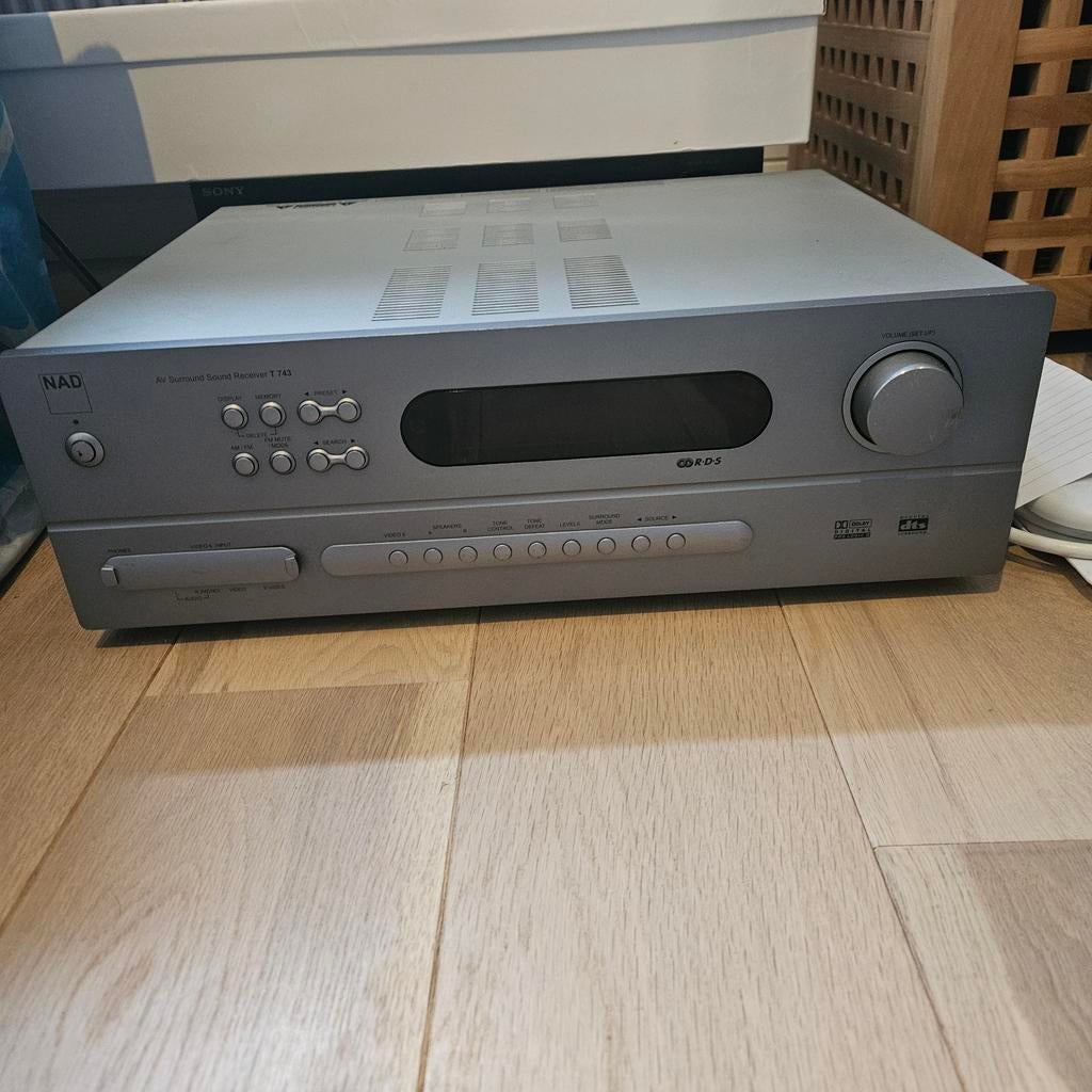 NAD T 743 Home  Surround Reseiver, Gebruikt, Blu-ray-speler, 70 watt of meer, Ophalen