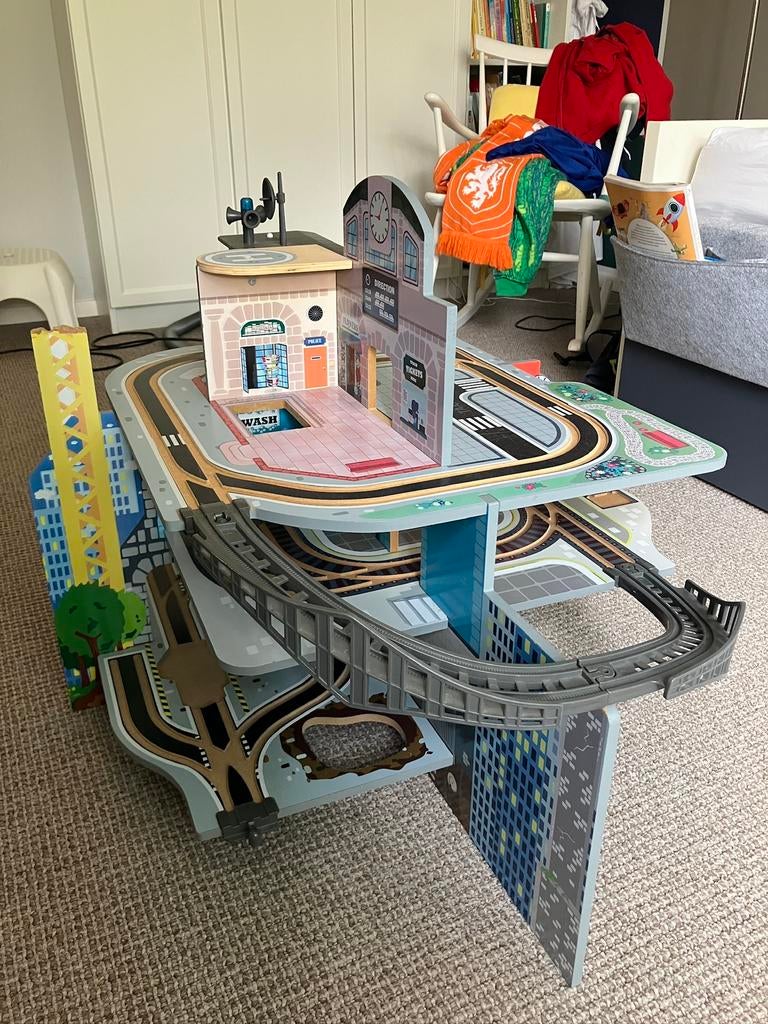 Playtive treinstation met 3 niveaus, Ophalen, Gebruikt, Jongen of Meisje