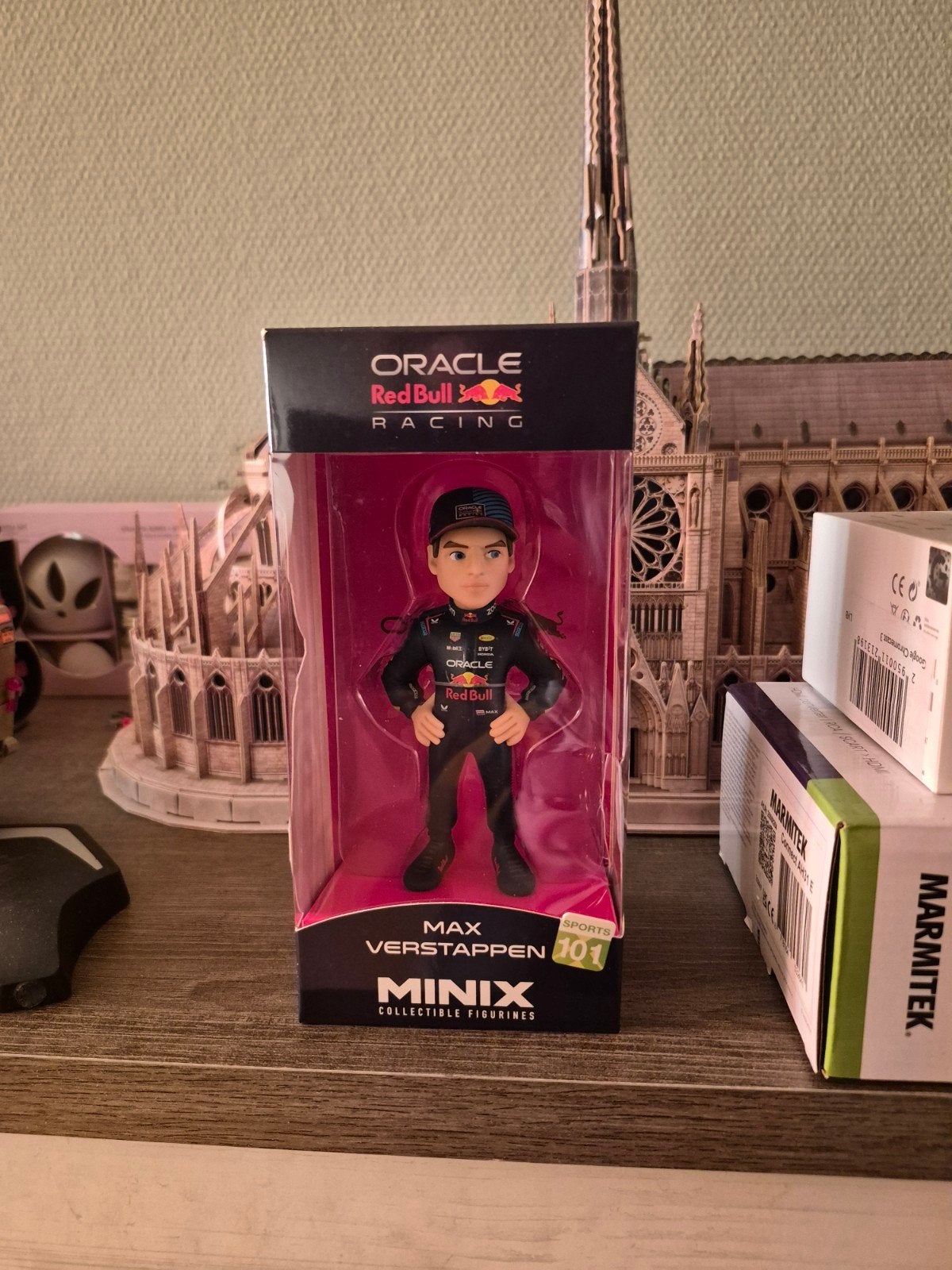Minix Max Verstappen Red Bull Racing Figurine, Ophalen of Verzenden, Zo goed als nieuw