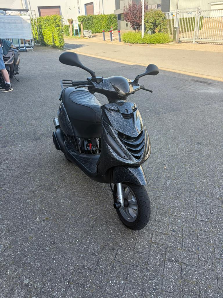 Piaggio zip 70cc compleet gereviseerd, Ophalen, Zo goed als nieuw, Tweetakt, Zip