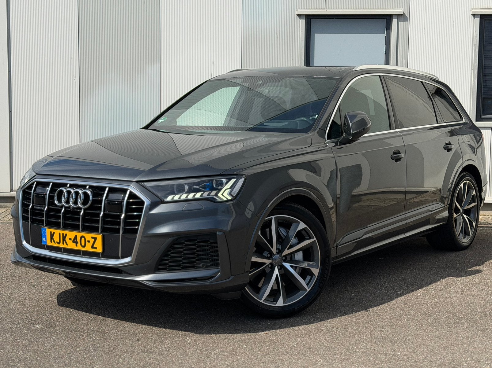 Audi Q7 55 TFSI e 3x S line Matrix HUD BOSE 381pk 2020, Auto's, Automaat, Dealer onderhouden, 2995 cc, Plug-in hybride