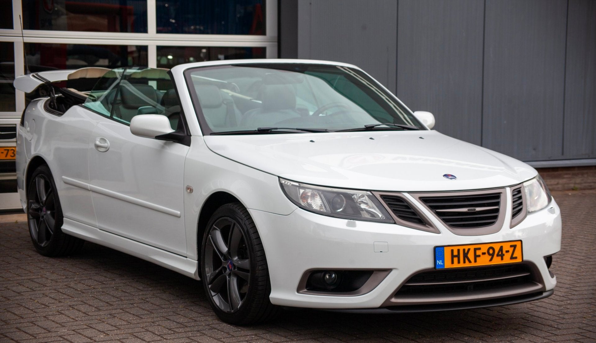 Saab 9-3 Cabrio 1.8t Vector TX uitgevoerd, Auto's, Saab, 1998 cc, Gebruikt, Zwart, 4 cilinders