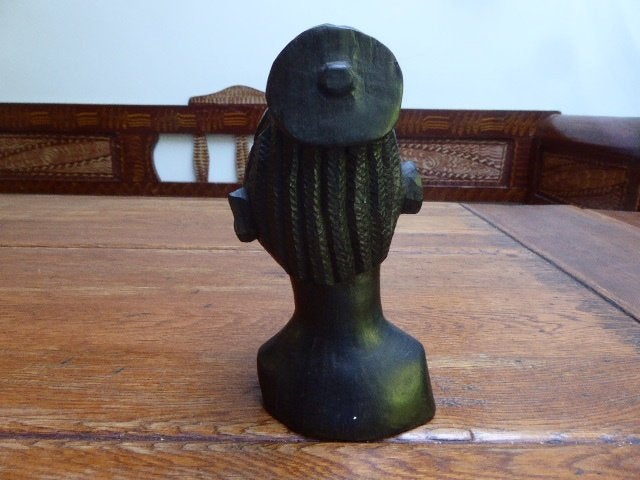 Ebbenhouten Afrikaans borstbeeldje, Antiek en Kunst, Minder dan 20 cm, Buste, Ophalen of Verzenden, Handgemaakt
