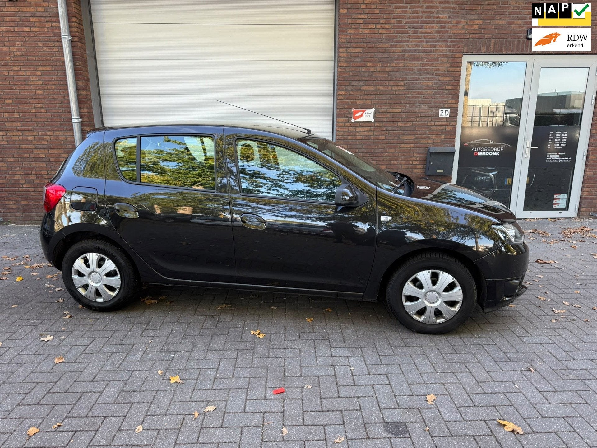 Dacia Sandero 0.9 TCe Lauréate|AIRCO|NIEUWE APK|LEUKE AUTO, Auto's, Voorwielaandrijving, Stof, Gebruikt, 937 kg