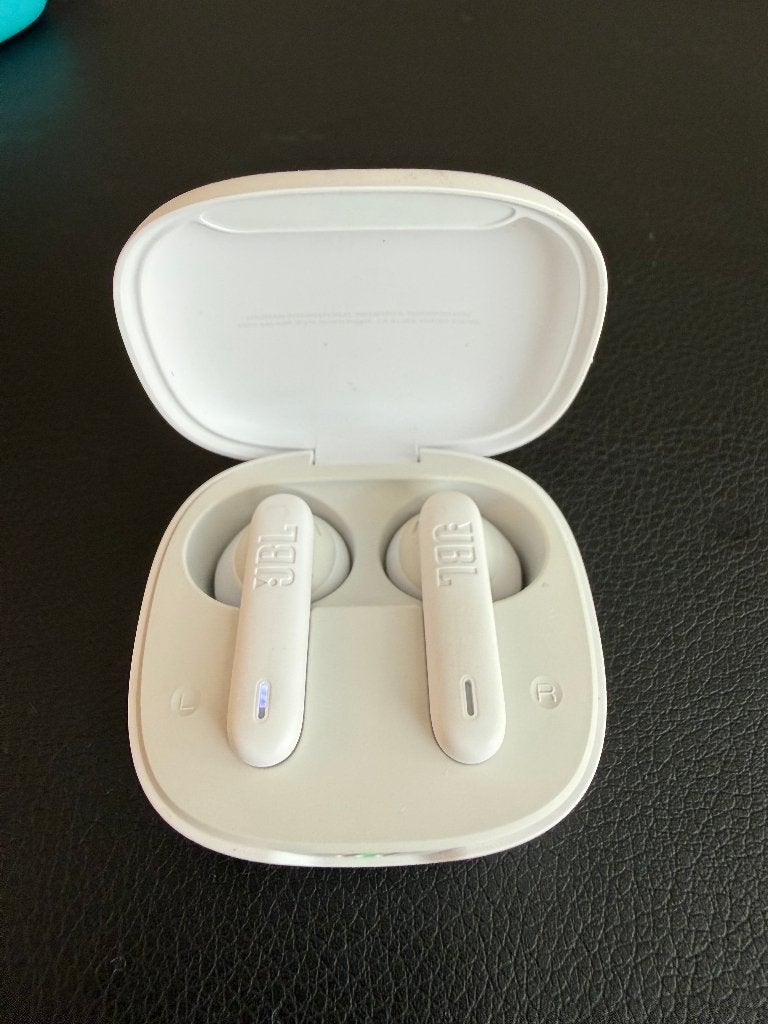 JBL Vibe Flex 2 White Wireless Earbuds, Gebruikt, Ophalen of Verzenden, JBL, In oorschelp (earbud)