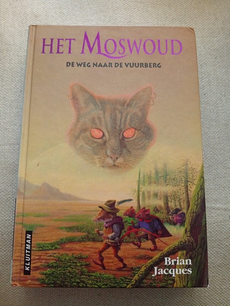 Het Moswoud - De weg naar de Vuurberg - Brian Jacques, Ophalen of Verzenden, Zo goed als nieuw, Brian Jacques
