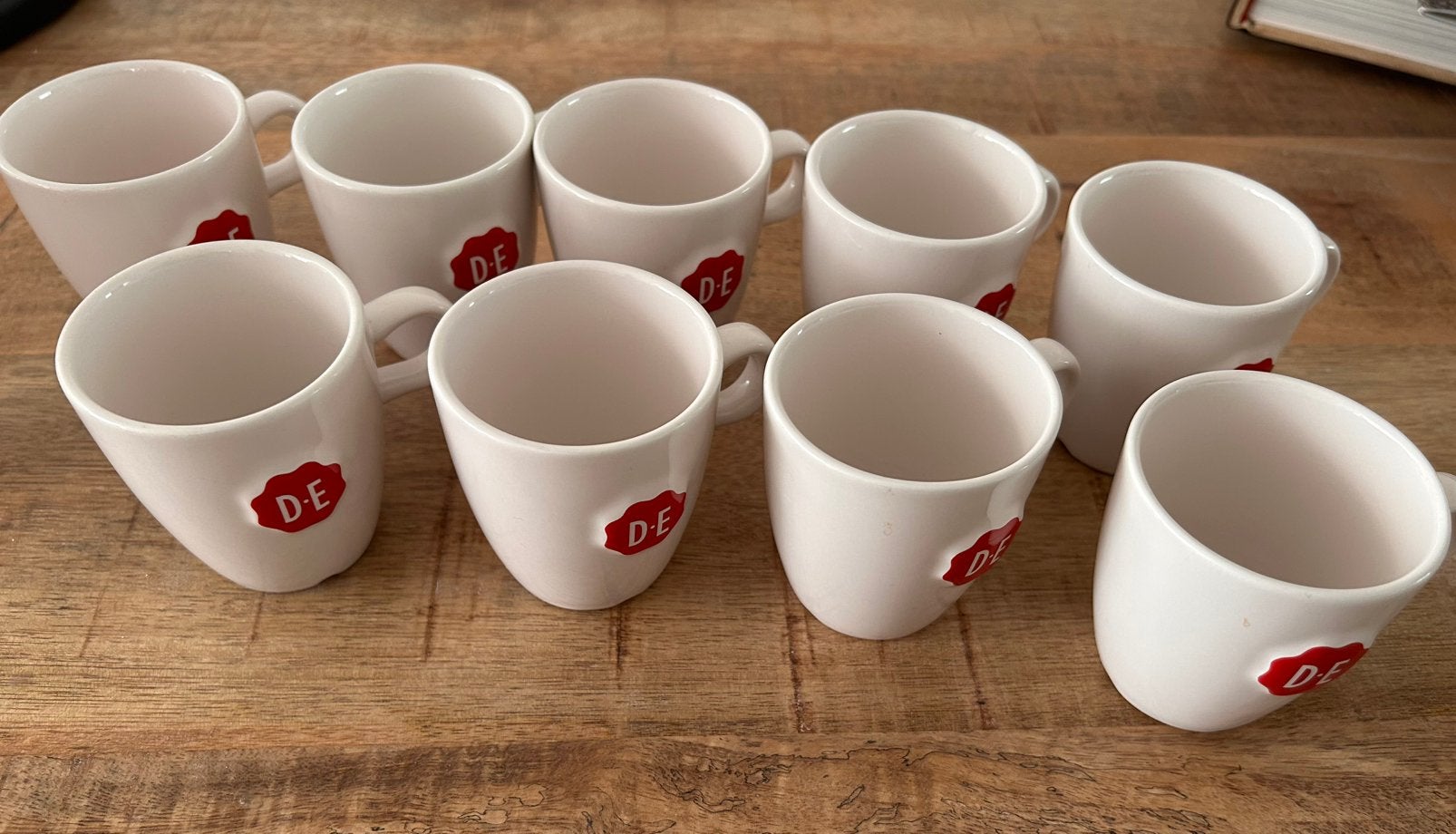 9 Douwe Egberts koffiekopjes – Royal Raja, Ophalen, Zo goed als nieuw, Overige stijlen, Kop(pen) en/of Schotel(s)