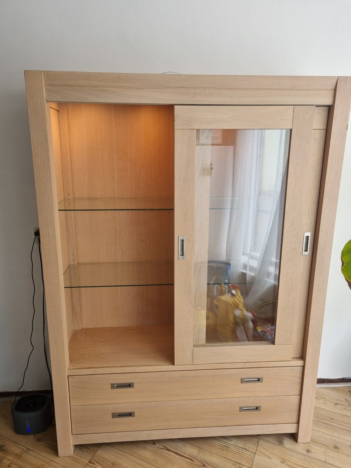 Moderne vitrinekast met lades en glazen planken, Met plank(en), 100 tot 150 cm, Glas, Ophalen of Verzenden