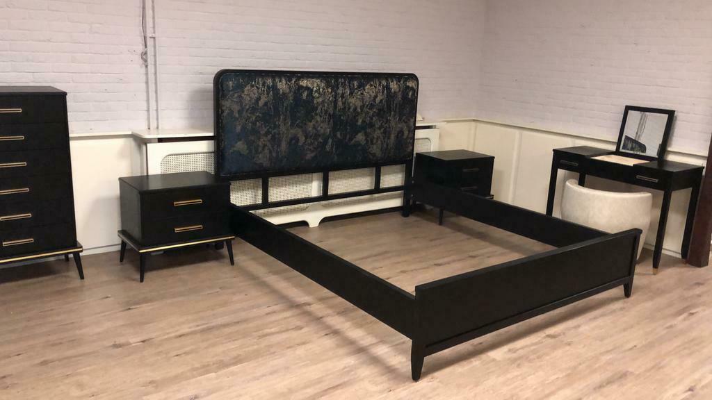 Fraai ledikant 180-210 met waterbed in hout met stof, Ophalen of Verzenden, Nieuw, 210 cm, 180 cm