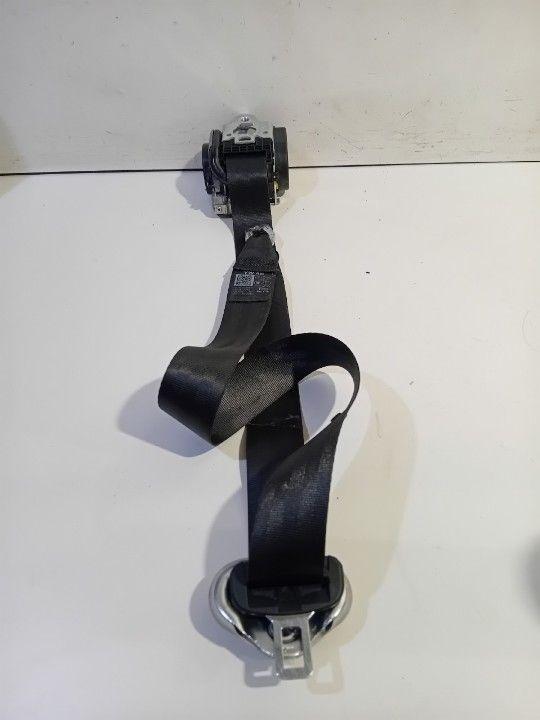 Veiligheidsgordel rechts voor Seat Mii, Onderdelen@venauto.nl, Van der Ven Autorecycling B.V., Gebruikt, Ettenseweg 76, 4706 PB Roosendaal, The Netherlands